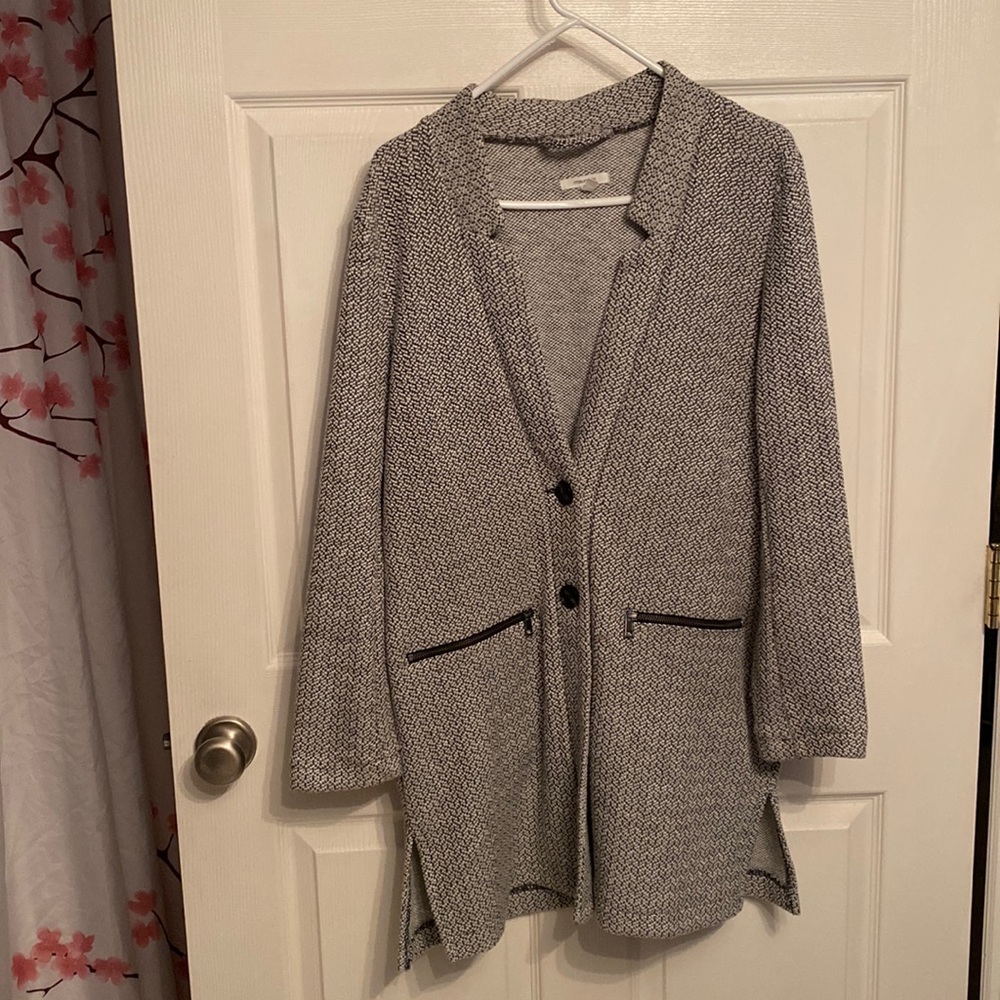 Maurice’s size medium coat.